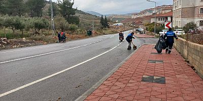 BÜYÜKŞEHİR’DEN TÜRKOĞLU’NDA TEMİZLİK SEFERBERLİĞİ