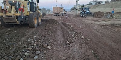 BÜYÜKŞEHİR’DEN TÜRKOĞLU ORÇAN CADDESİ’NDE ÇALIŞMA