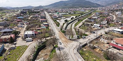 BÜYÜKŞEHİR’DEN TÜRKOĞLU ŞEKEROBA’NIN ULAŞIM ALTYAPISINA GÜÇLÜ DOKUNUŞ