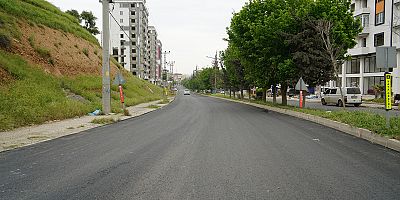 BÜYÜKŞEHİR, DULKADİROĞLU ŞEYH ŞAMİL CADDESİ’NİN ASFALTINI YENİLEDİ