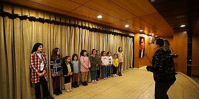 BÜYÜKŞEHİR'İN ÇOCUK KOROSUNDA EĞİTİMLER DEVAM EDİYOR
