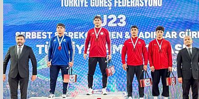 BÜYÜKŞEHİR’İN GENÇ PEHLİVANLARI TÜRKİYE ŞAMPİYONASINA DAMGA VURDU
