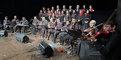 BÜYÜKŞEHİR’İN SANAT MÜZİĞİ VE ÇOCUK KOROSU, DİNLEYİCİLERE MÜZİK ZİYAFETİ SUNDU