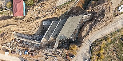 BÜYÜKŞEHİR’İN ŞEKEROBA KÖPRÜSÜ HIZLA YÜKSELİYOR