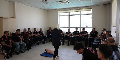 BÜYÜKŞEHİR, İTFAİYE PERSONELİNİN İLK YARDIM MÜDAHALE KABİLİYETİNİ GÜÇLENDİRİYOR