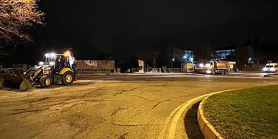BÜYÜKŞEHİR, KAR YAĞIŞI VE BUZLANMAYA KARŞI TEYAKKUZDA