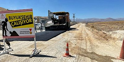 BÜYÜKŞEHİR, KIRSAL MAHALLELERİN DE ULAŞIMINI İYİLEŞTİRİYOR