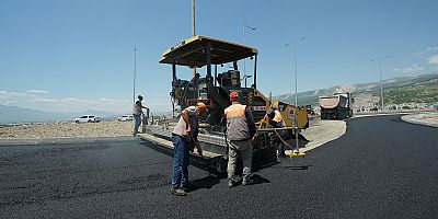 BÜYÜKŞEHİR, ŞEHİR TARİHİNİN EN BÜYÜK ASFALT HAMLESİNE START VERDİ