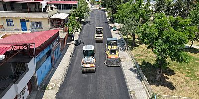 BÜYÜKŞEHİR, YAVUZ SELİM MAHALLESİ’NDE 3 ARTERİ DAHA SICAK ASFALTLA BULUŞTURUYOR
