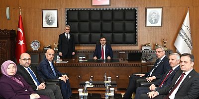 CUMHURBAŞKANI YARDIMCISI YILMAZ’DAN BÜYÜKŞEHİR’E ZİYARET