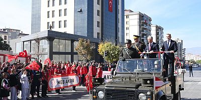 CUMHURİYET’İN 101. YILI BÜYÜK BİR COŞKUYLA KUTLANDI