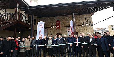 DEPREMDE AĞIR HASAR ALAN DURAKLI CAMİİ, YENİDEN İBADETE AÇILDI