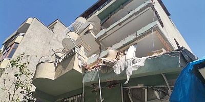 DEPREMDE YAN YATAN APARTMAN KORKUTUYOR