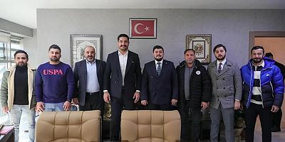 DULKADİROĞLU BELEDİYE SPOR KULÜBÜ HEYETİ, TAHA AKGÜL'E HAYIRLI OLSUN ZİYARETİNDE BULUNDU