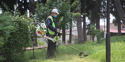 Dulkadiroğlu Belediyesi Park ve Bahçeler Müdürlüğü ekipleri