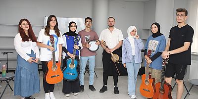 DULKADİROĞLU BELEDİYESİ’NDEN GENÇLERE MÜZİK DESTEĞİ