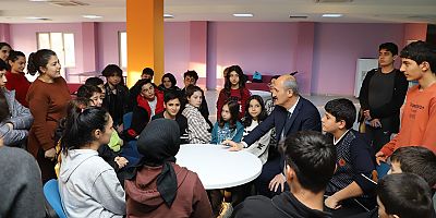 DULKADİROĞLU GENÇLERLE DOLUP TAŞIYOR