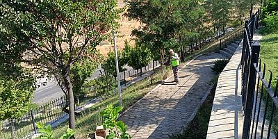 Dulkadiroğlu Belediyesi Park ve Bahçeler Müdürlüğü ekipleri