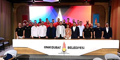EFELER LİGİ’NDE BOY GÖSTERECEK AKEDAŞ ONİKİŞUBAT BELEDİYESPOR’DA YENİ SEZON HEYECANI