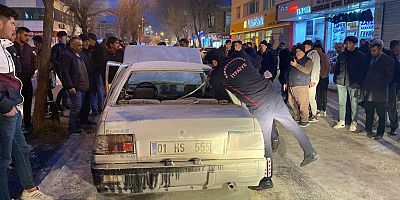 ELBİSTAN’DA SEYİR HALİNDE OLAN OTOMOBİL BOMBA GİBİ PATLADI