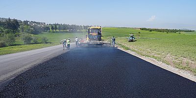 ELMALAR – ÇOKYAŞAR YOLU SICAK ASFALT İLE KAPLANIYOR