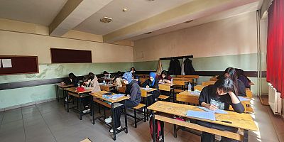 EŞİK PROJESİ’NDE OKUDUĞUNU ANLAMA YARIŞMASININ OKUL FİNALLERİ TAMAMLANDI