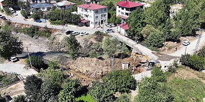 ESKİ KÖPRÜ YENİLENİYOR…