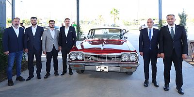 GEÇMİŞİN EFSANE OTOMOBİLLERİ VE GELECEĞİN TEKNOLOJİSİ AUTO SHOW 2025’DE GÖRÜCÜYE ÇIKTI