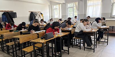 GENÇLER GERÇEK SINAV ATMOSFERİNİ KAHRAMANMARAŞ BÜYÜKŞEHİR’İN DENEMELERİYLE YAŞIYOR