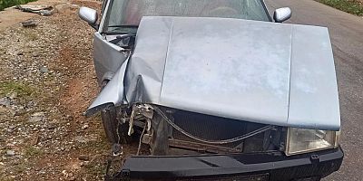 GÖKSUN’DA OTOMOBİL ELEKTRİK DİREĞİNE ÇARPTI: 1 YARALI