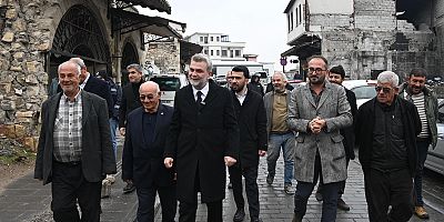 Demirciler Çarşısı’nı ziyaret eden Başkan Görgel