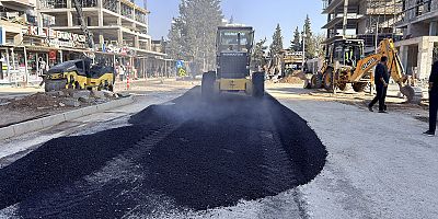 HAYDAR ALİYEV BULVARI’NDA ALTYAPININ ARDINDAN ULAŞIM KONFORU ARTIRILIYOR