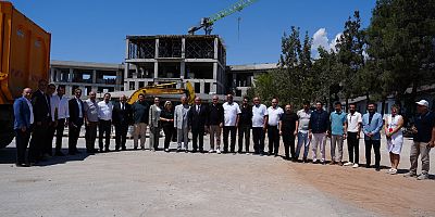 İSTİKLAL BİLİM VE TEKNOLOJİ ÜNİVERSİTESİ, BÖLGENİN EN MODERN KAMPÜSÜ İÇİN HIZLA BÜYÜYOR
