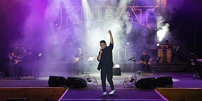 KAFUM FUAR ALANI’NDA KUBAT SAHNEDE; COŞKU VE TÜRKÜ BİR ARADA