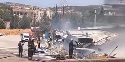 KAĞIT FABRİKASINDA YANGIN 