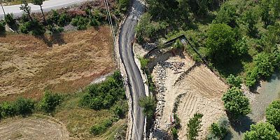KAHRAMANMARAŞ BÜYÜKŞEHİR, ANDIRIN’DA YOL ÇALIŞMALARINI SÜRDÜRÜYOR