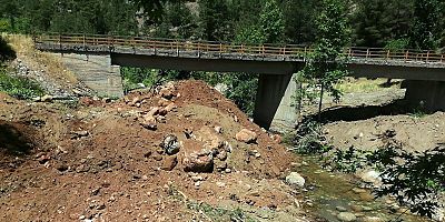 KAHRAMANMARAŞ BÜYÜKŞEHİR’DEN BERTİZ’İN ULAŞIMINA GÜÇ KATACAK YENİ BİR KÖPRÜ DAHA