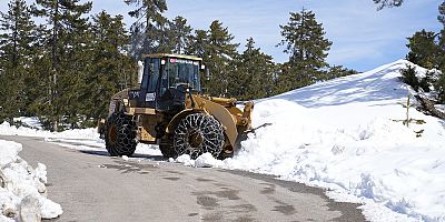 KAHRAMANMARAŞ BÜYÜKŞEHİR’DEN GÖKSUN KIRSALINDA OLUMSUZ HAVA KOŞULLARIYLA ETKİN MÜCADELE