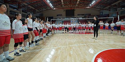 KAHRAMANMARAŞ BÜYÜKŞEHİR’DEN KADIN VOLEYBOLUNA GÜÇLÜ ALTYAPI DESTEĞİ