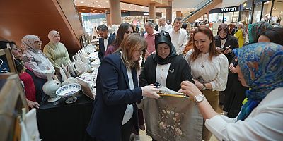 KAHRAMANMARAŞ’LI KADINLARIN EL EMEĞİ VE ÜRETKENLİĞİ YIL SONU SERGİSİNDE TAÇLANDI
