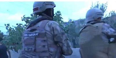 Kahramanmaraş’ta polis ekipleri tarafından son bir hafta içerisinde icra edilen operasyonlar kapsamında 96 kişi yakalandı.