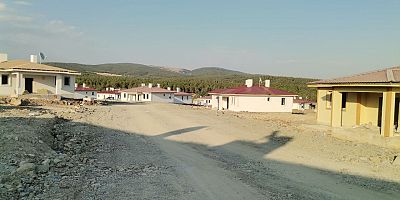 -KAHRAMANMARAŞ’TA DEPREM BÖLGESİNE 138 KONFORLU KÖY EVİ İNŞA EDİLDİ
