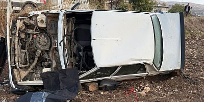 KAHRAMANMARAŞ’TA DEVRİLEN OTOMOBİL SÜRÜCÜSÜ HAYATINI KAYBETTİ