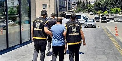 KAHRAMANMARAŞ’TA HIRSIZLIK SUÇUNDAN ARANAN 2 KİŞİ TUTUKLANDI