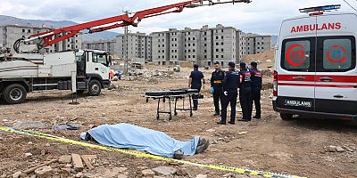 KAHRAMANMARAŞ’TA İNŞAATTA ELEKTRİK AKIMI CAN ALDI