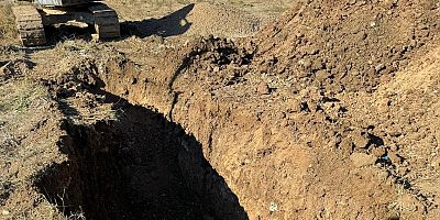 Kahramanmaraş’ta kazı çalışması sırasında toprak altında kalan işçi itfaiye ekiplerince kurtarıldı.