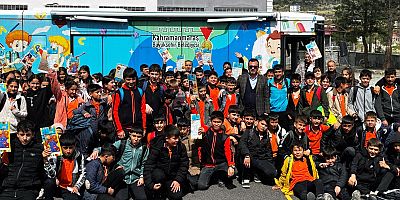 KAHRAMANMARAŞ’TA MOBİL KÜTÜPHANE İLE KİTAPLARIN BÜYÜLÜ DÜNYASI KIRSALA TAŞINDI