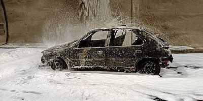 KAHRAMANMARAŞ’TA OTOMOBİL DEMİR YIĞININA DÖNDÜ