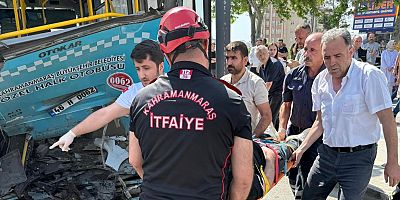 Kahramanmaraş’ta otomobilin halk otobüsüne arkadan çarpması sonucu yaşanan trafik kazasında 1 kişi öldü