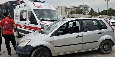 KAHRAMANMARAŞ’TA OTOMOBİL İLE AMBULANS ÇARPIŞTI